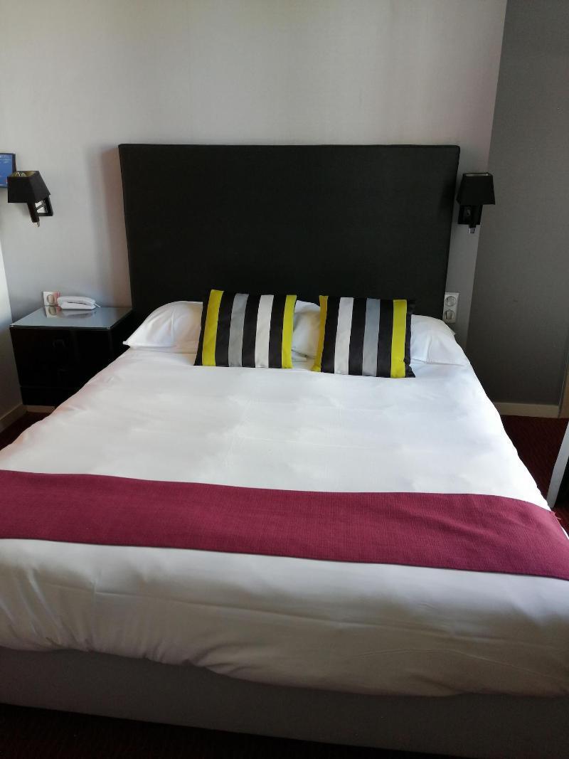 Logis Hotel Saint Martin Orlean Zewnętrze zdjęcie